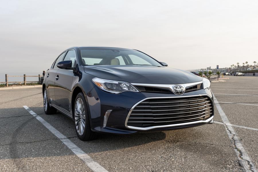  Toyota Avalon Limited 2015 года  (NA) (фото 7 из 31)